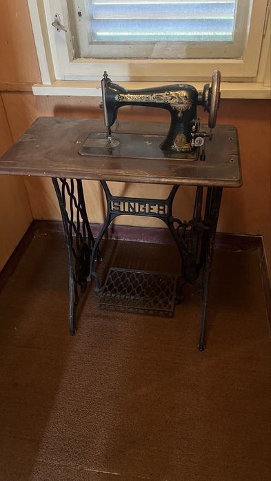 Шевна машина Сингер