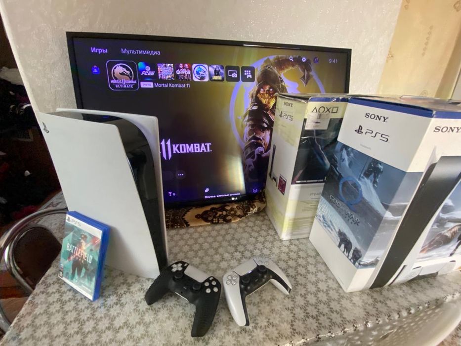 Продам Sony Play Station 5