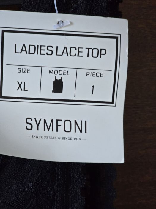 Стилно ,дамско ,дантелено бельо