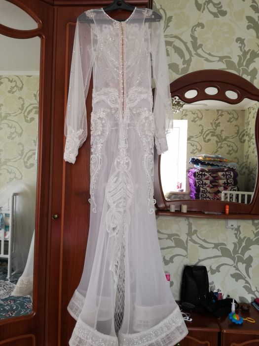 Отдам даром платье