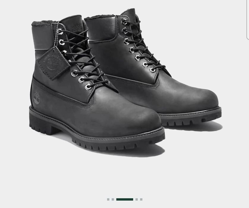 Продам оригинал зимние ботинки