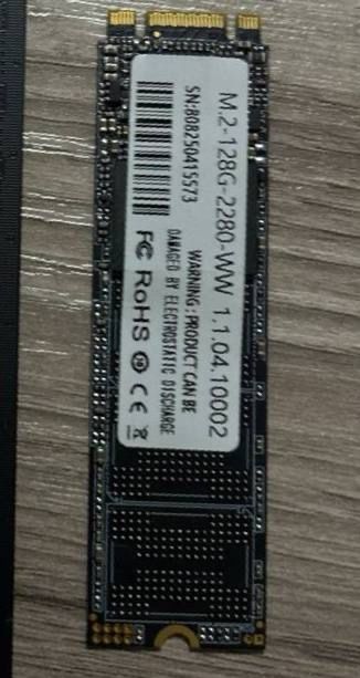 SSD M2 128Gb Sotiladi