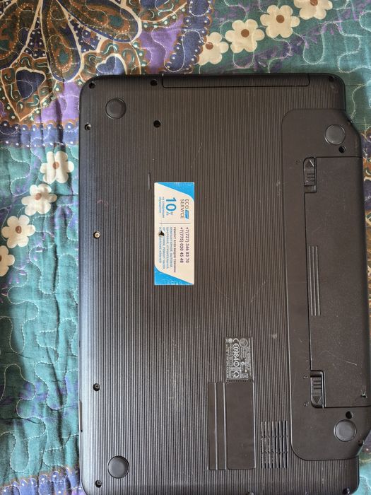 Ноутбук dell inspiron