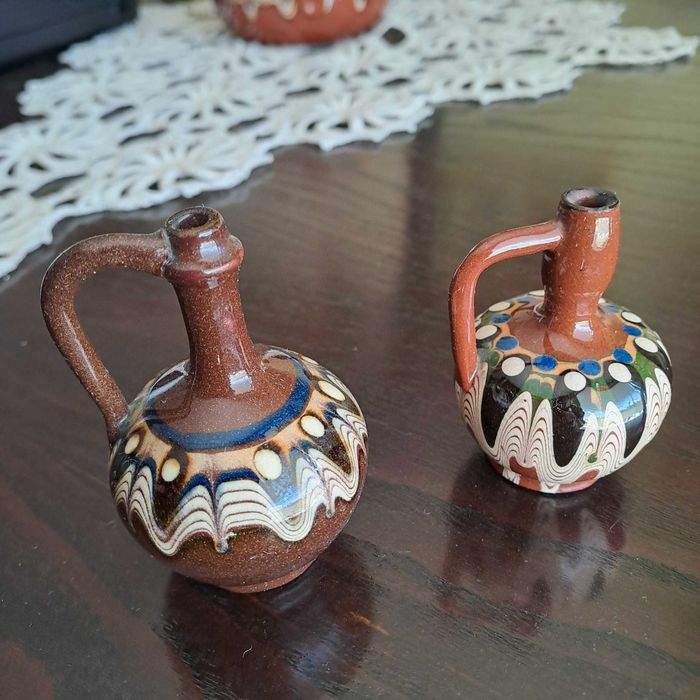 Керамични стомни и захарница