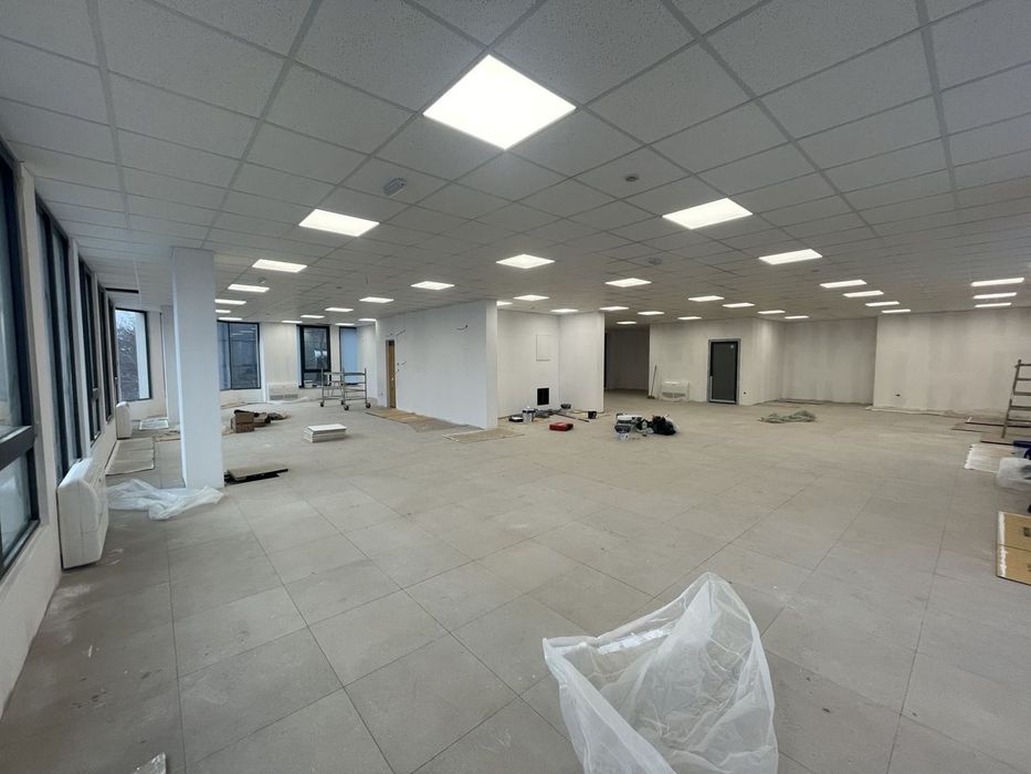 Дава се под наем Офис в София, Център - 374 кв.м за 4843.47 € - Снимка #9