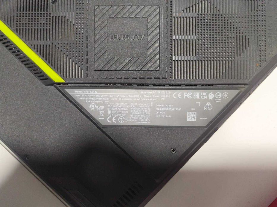 Asus RogStix G16 G614