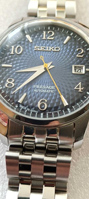 Продавам нов часовник ,, Seiko "