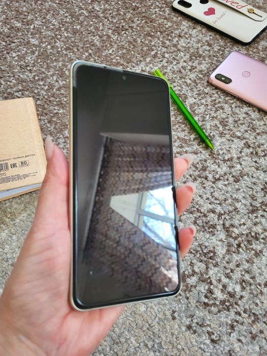 Продаётся samsung s21 fe