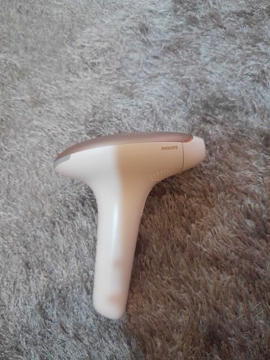 Фотоепилатор Philips с гаранция