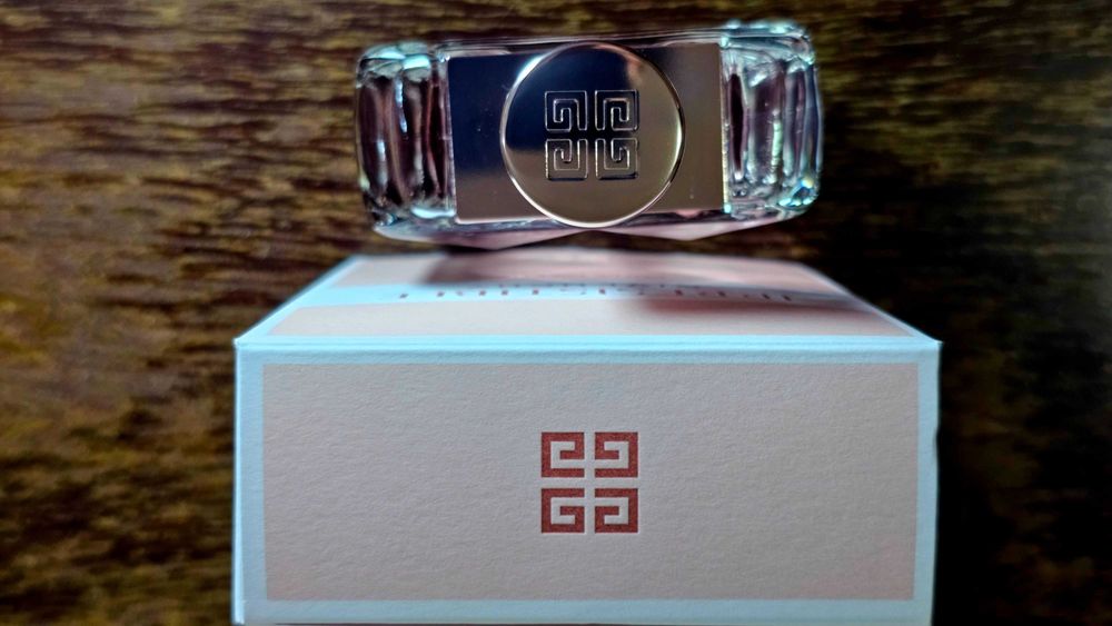 Givenchy  Irresistible Givenchy для женщин EDT, ORIGINAL, 50 ml