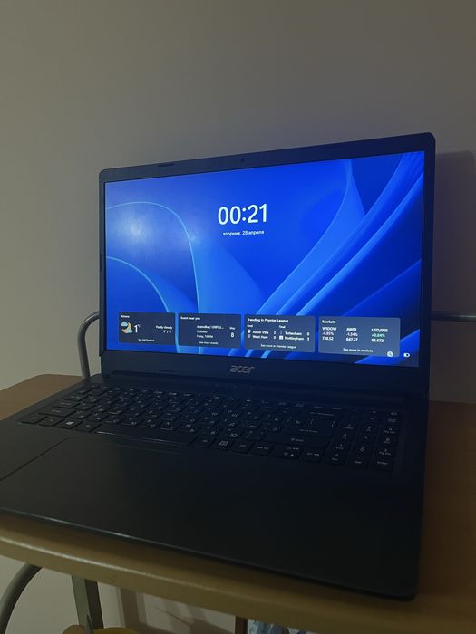 Ноутбук в хорошем состоянии, для учебы и игр