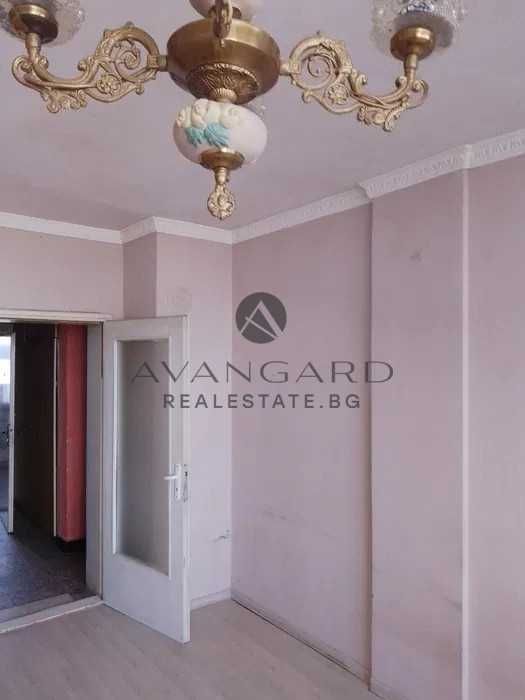 Продава се Двустаен апартамент в Пловдив, Кючук Париж - 83 кв.м за 1428 €/кв.м - Снимка #7