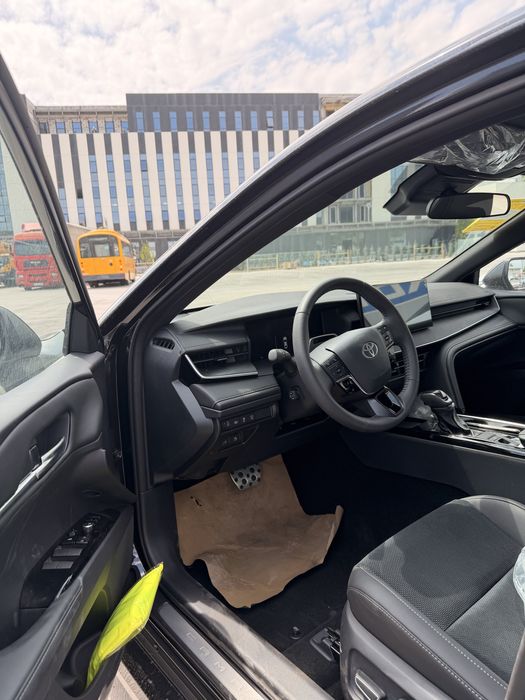 Toyota Camry 2026 — 2