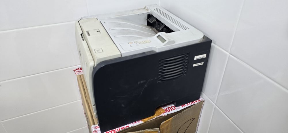 Принтер HP Laser Jet P2055d