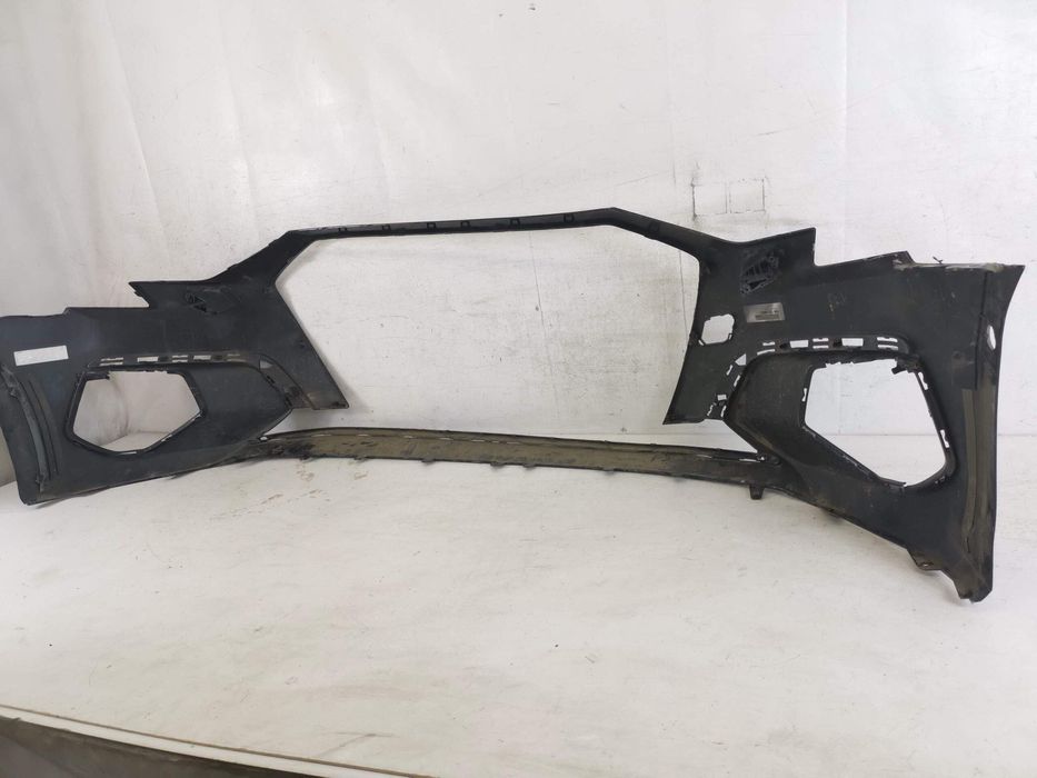 Предна броня Ауди А3 / Audi A3 8Y Оригинална, в добро състояние