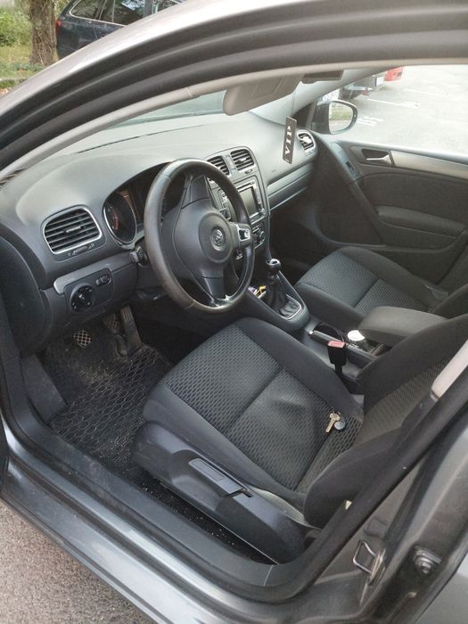 Vând wolkswagen golf 6