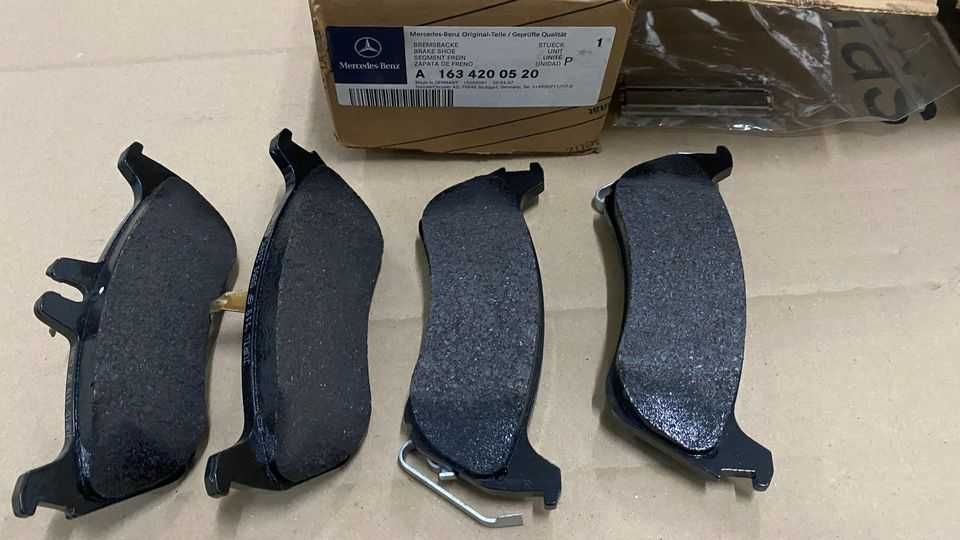 Оригинални Задни Дискове и Накладки Mercedes ML W163 МЛ270/320/400 OEM