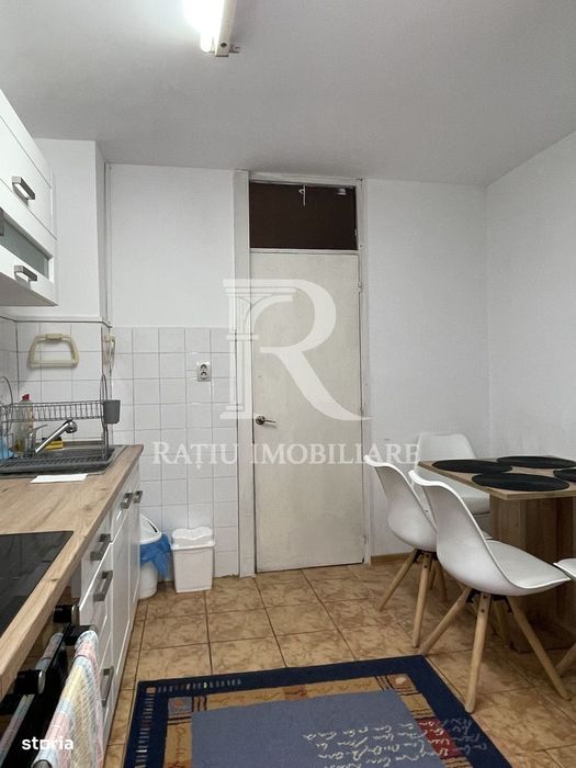 Apartament cu 3 camere | Decomandat | Decebal  | Oradea