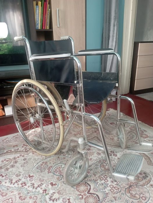 Инвалидная коляска