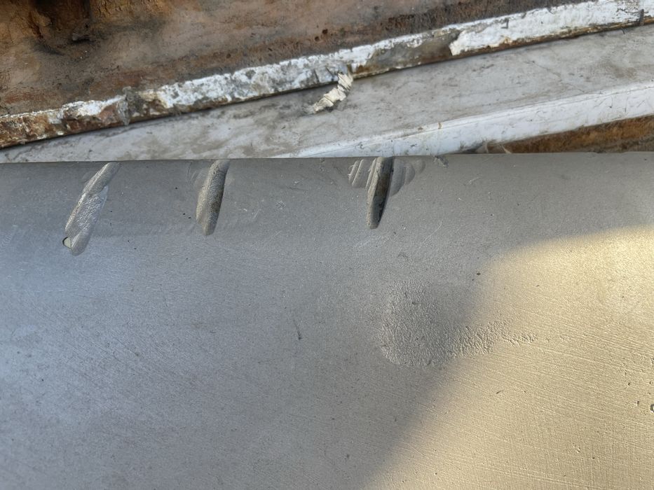 Капот от бмв пятерка 2011 года