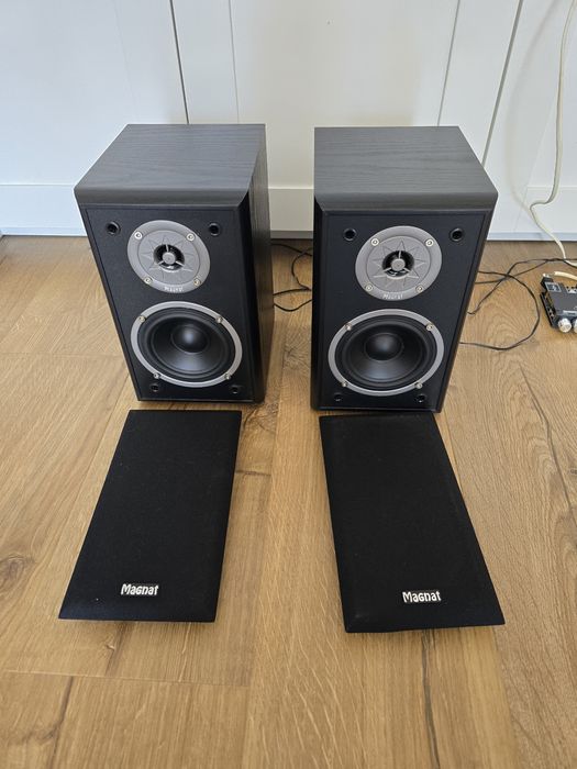 Boxe bookshelf Magnat Monitor Supreme 100