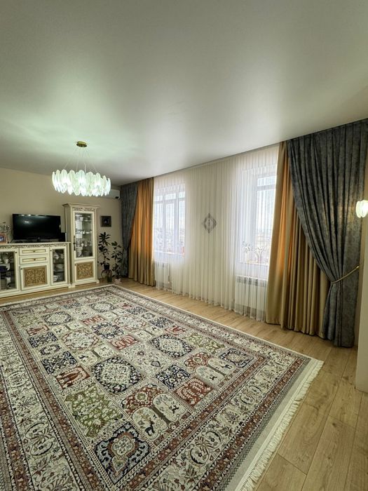 Продам 3-х к.кв, 133кв.м