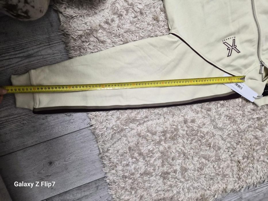 Vind Trening Richmond Xl nou