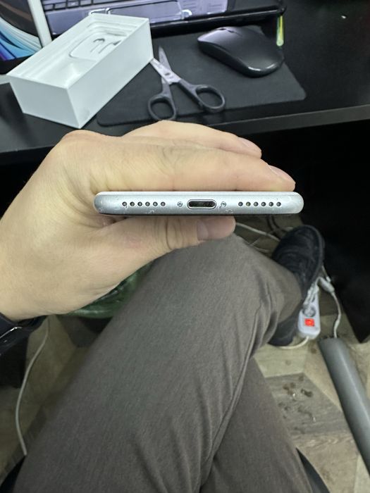 Iphone se продам 64 гб