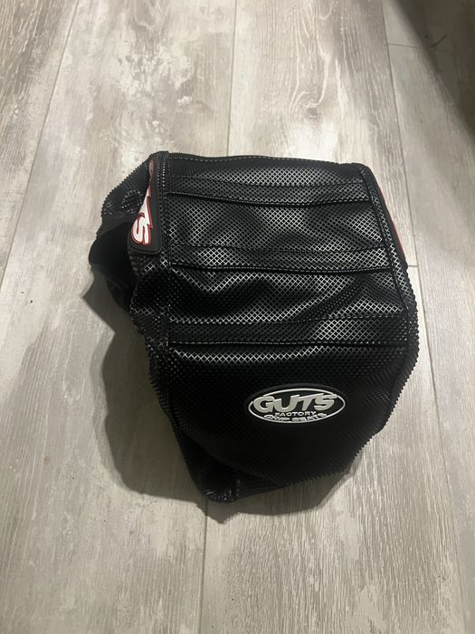 Guts surron ultra bee covery seat !