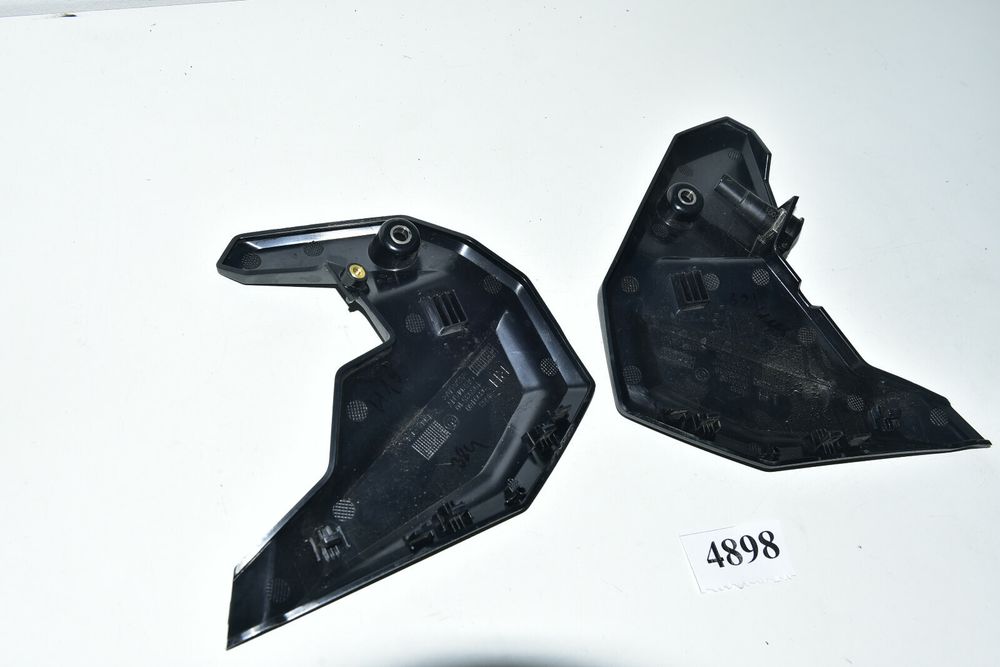 Carena stânga / dreapta + priză încărcare 12V BMW F900XR