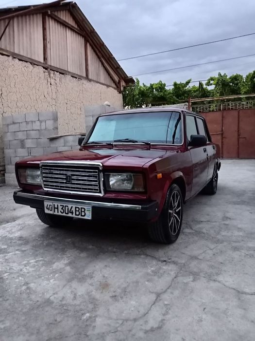 Автомобиль ваз 2107 сотилади