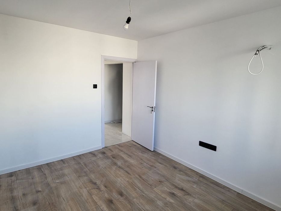 Продава се Тристаен апартамент в София, Красна поляна 3 - 61 кв.м за 1489 €/кв.м - Снимка #3