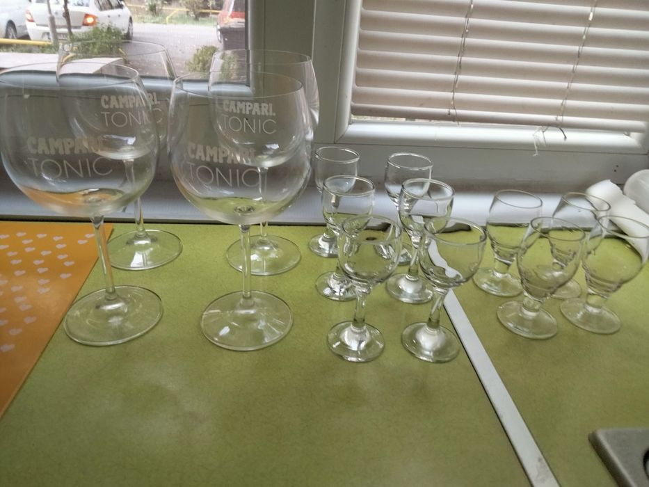 ondulator, storcător citrice,set pahare cu pereți dubli la 40lei