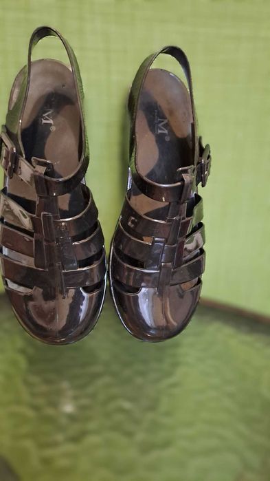 Sandale din cauciuc, mărimea 38, C'M Paris