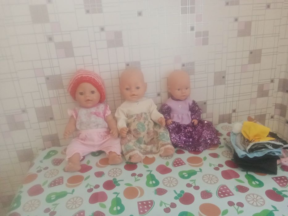 Куклы девочки и мальчик в отличном состояний.