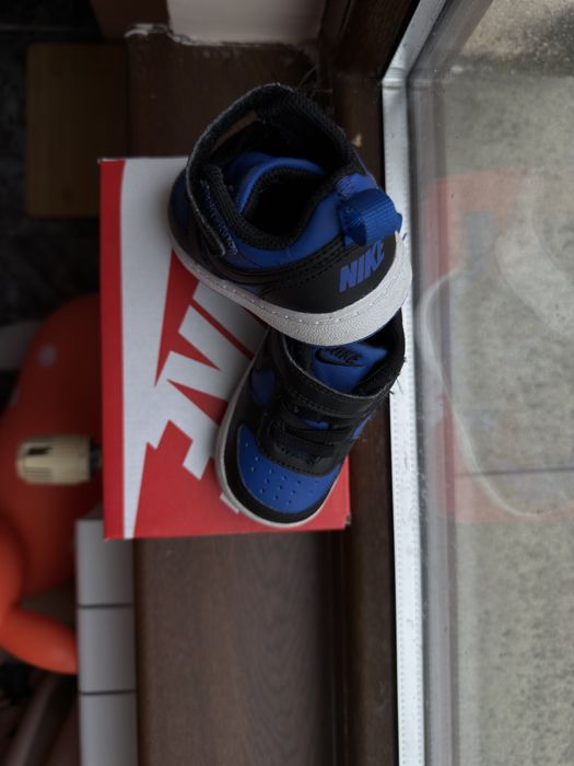 Детски обувки Nike Court Borough