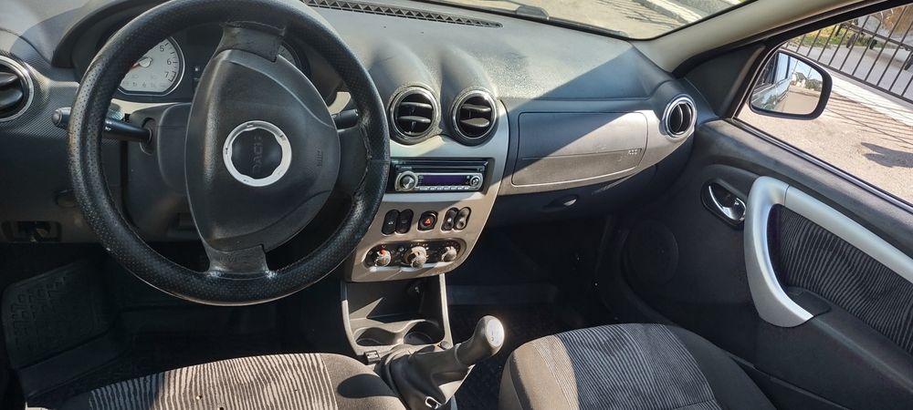 Logan Laureate 2011  AC GPL 16 valve