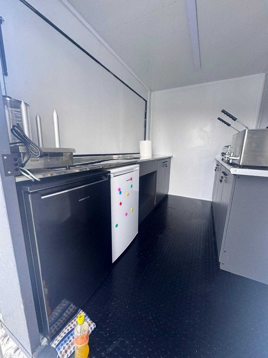 Rulota FAST FOOD mobilata de vanzare! NOUA gata pentru utilizare!