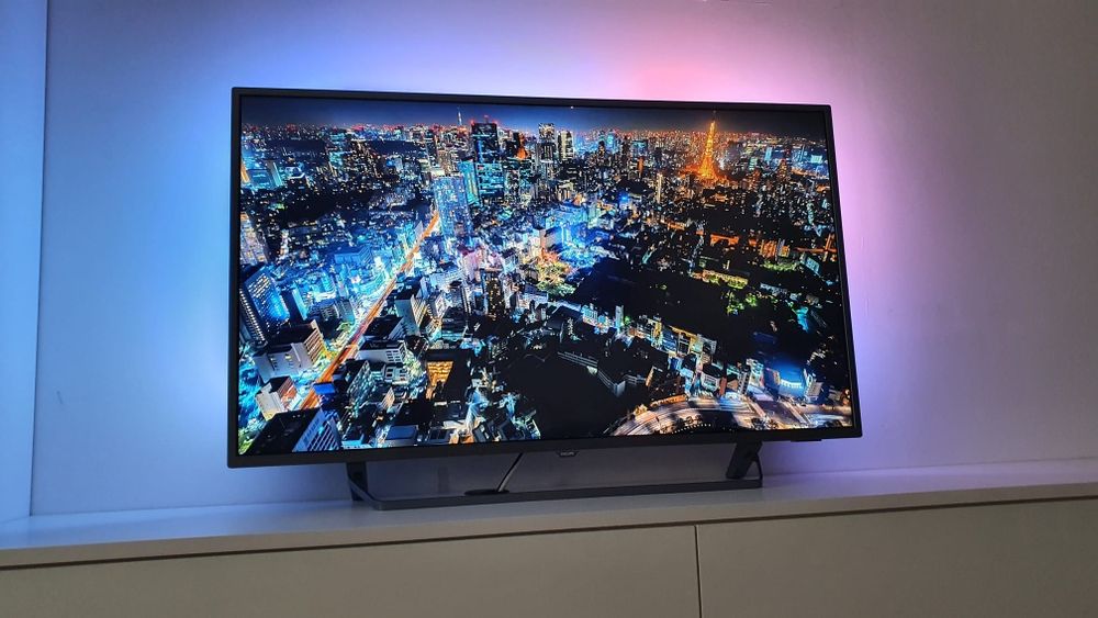 Vând TV Philips 43PUS7303/12 – 4K UHD, Ambilight, Android TV

Se vinde televizor Philips 43PUS7303/12, diagonală 108 cm (43”), în stare foarte bună, p