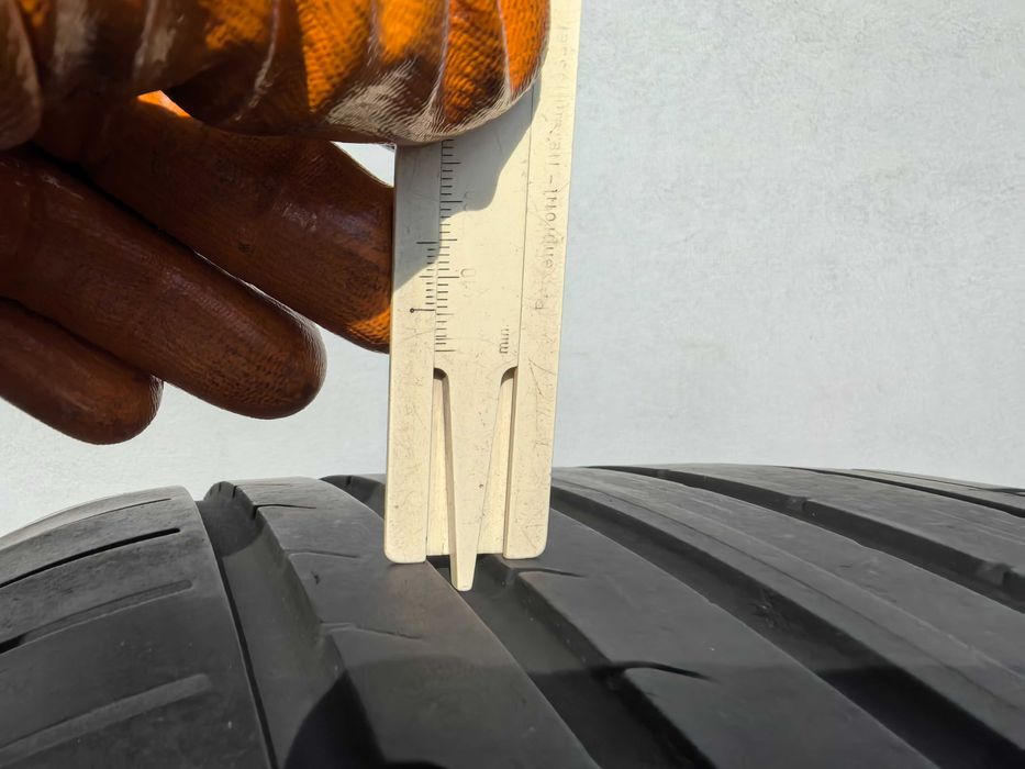 275/35/19 Дънлоп ДОТ 2019 г - Рън Флат