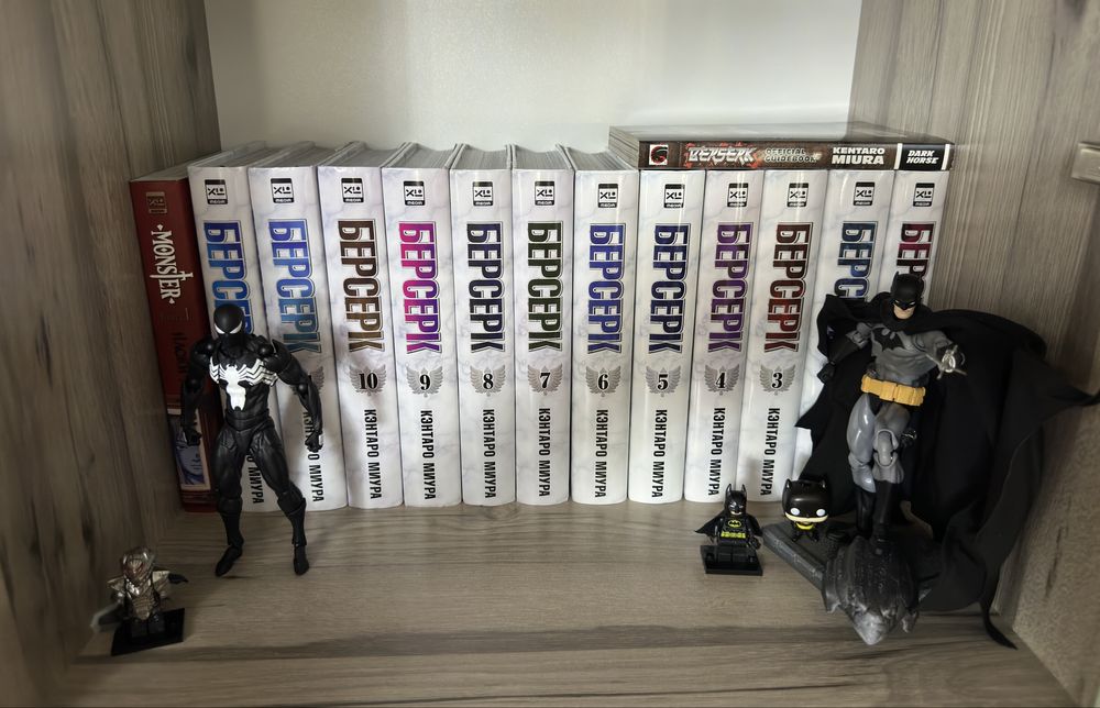 Продается ВСЕ манги и фигурки