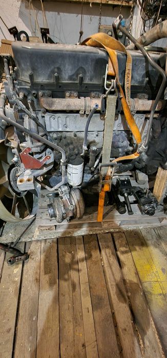 Двигател Ивеко Курсор 8 / Iveco Cursor 8 330hp