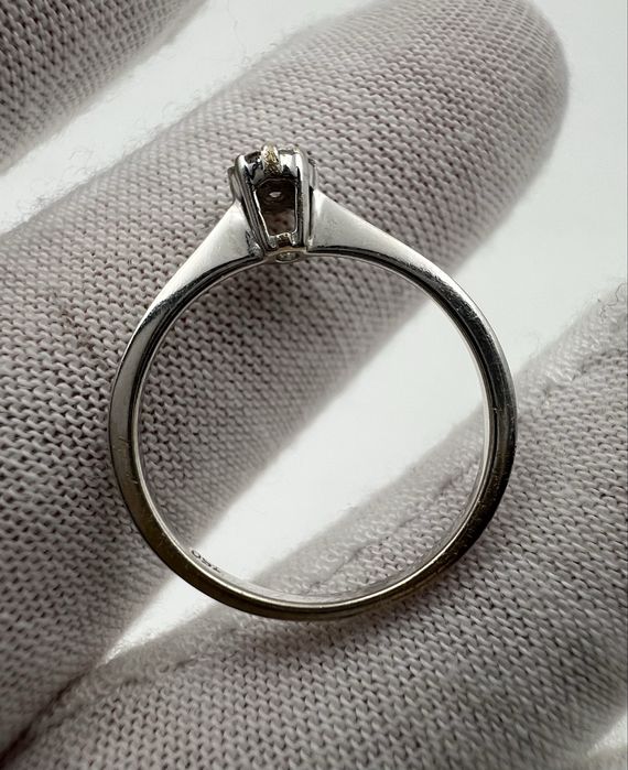 Годежен златен пръстен 0.25ct диаманти