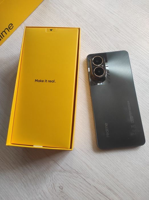 Телефон Realme C67