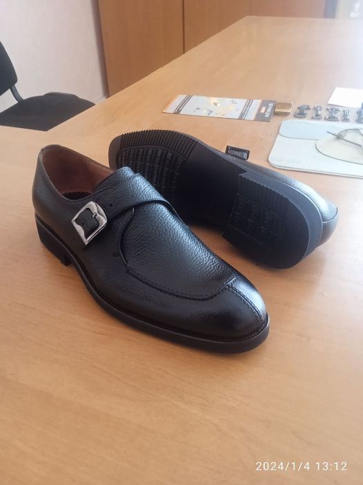 Натуральный кожаный лоферы