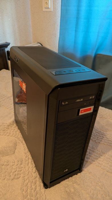 Продам корпус для пк aerocool