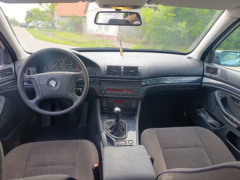BMW E39 523i 2.5 benzina 170cp clima