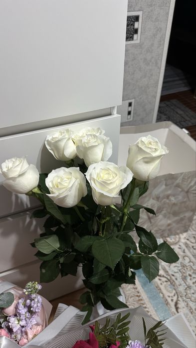 свежие букеты от 2000 тысч