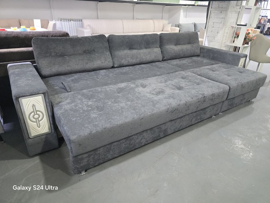 Диваны пружинные 3.30 м.