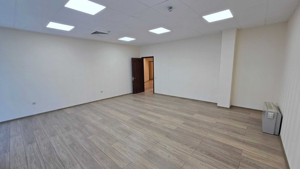 Евро офис в аренду 120кв.м! Бизнес Центр "Grand Trade"!